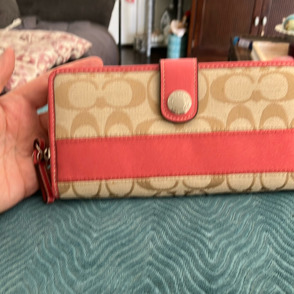 Coach Tan And Pink Women's Wallet
